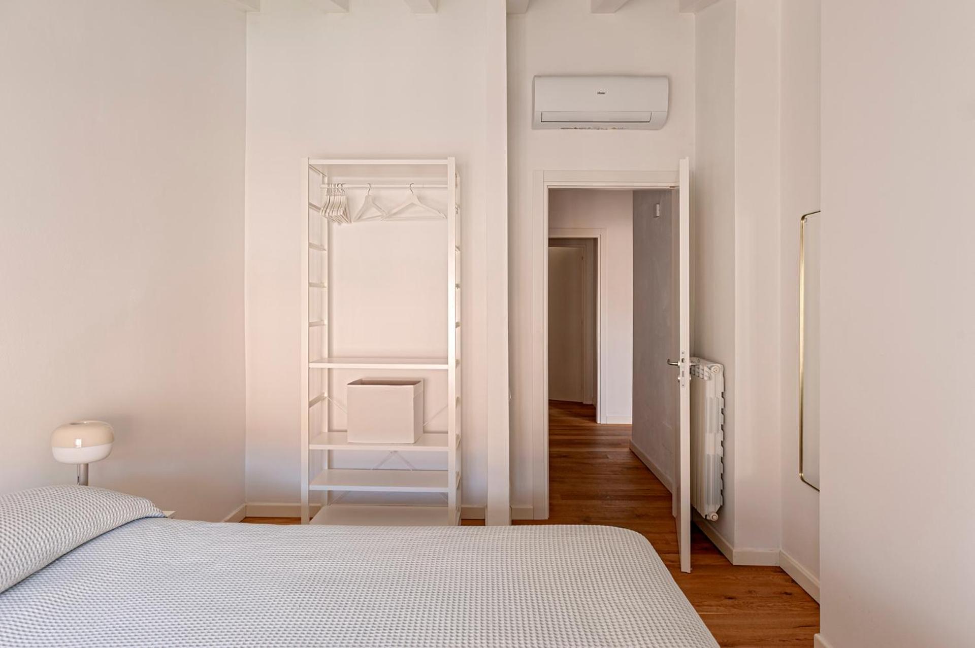 Waterfront Balcony I Grani 5 Resort Grand Suite Livorno Kültér fotó