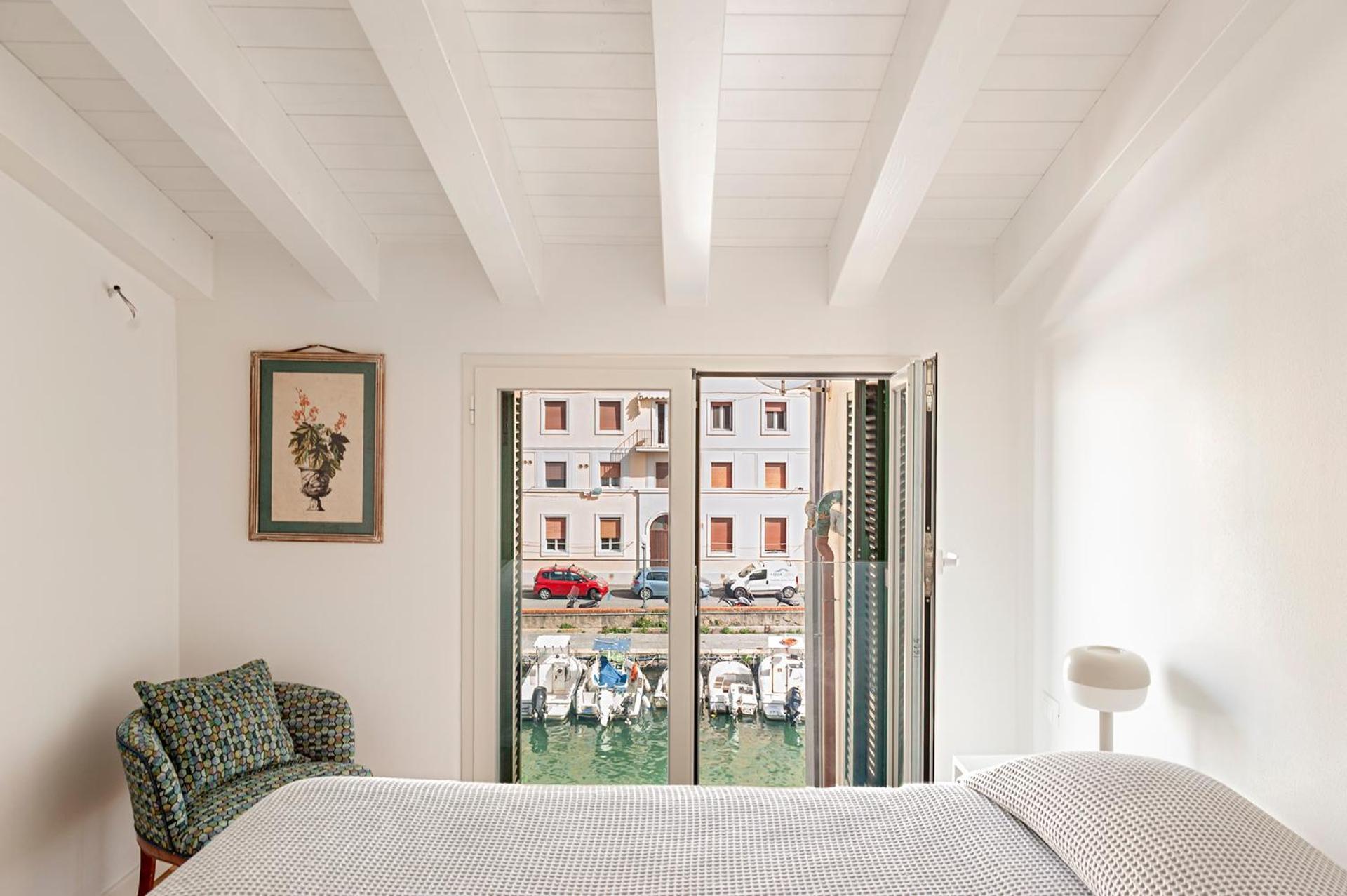 Waterfront Balcony I Grani 5 Resort Grand Suite Livorno Kültér fotó